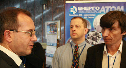 Василий Константинов (слева), фото AtomInfo.Ru